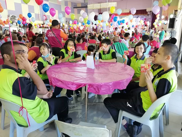 CelebrationWith1000SpecialChildren_3
