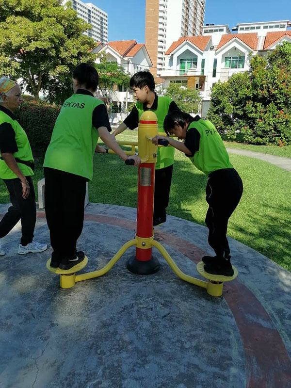 AktivitiLuarSekolah_2